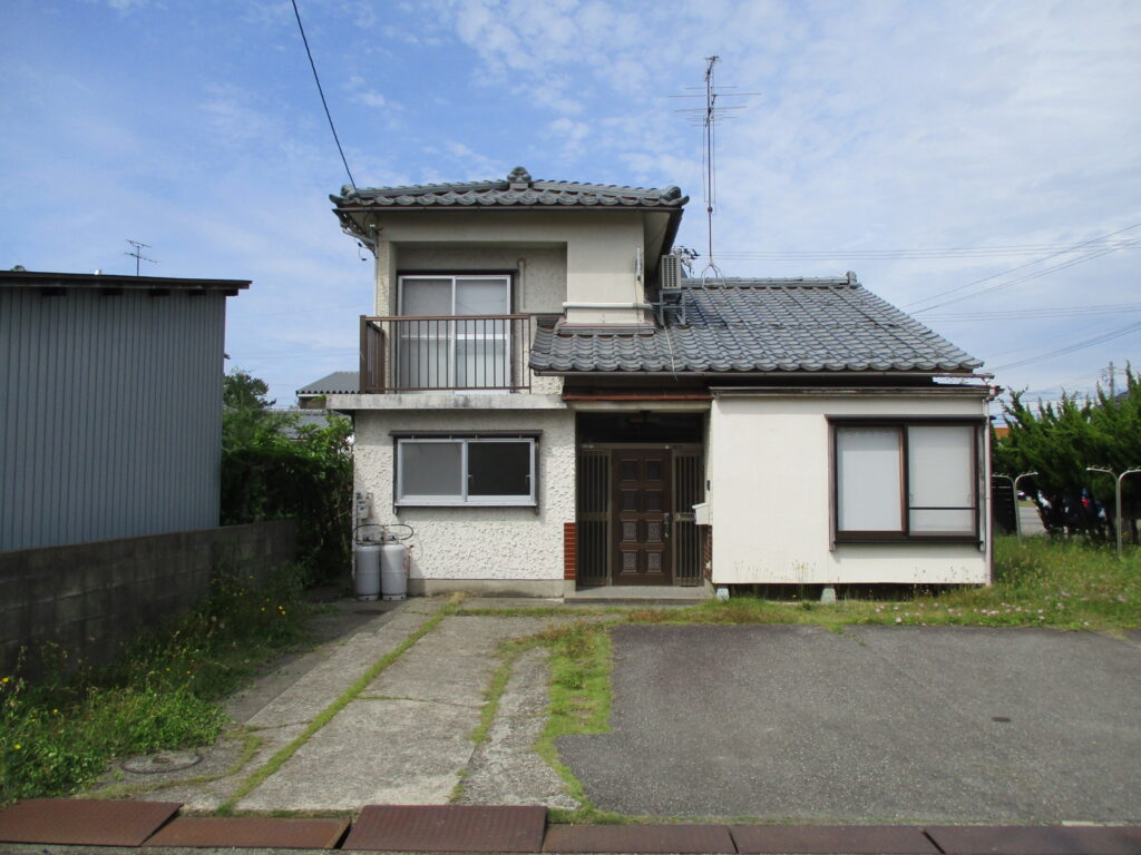 駐車場もお庭もあります