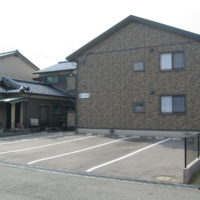 東病院から徒歩8分! 東病院から徒歩8分!