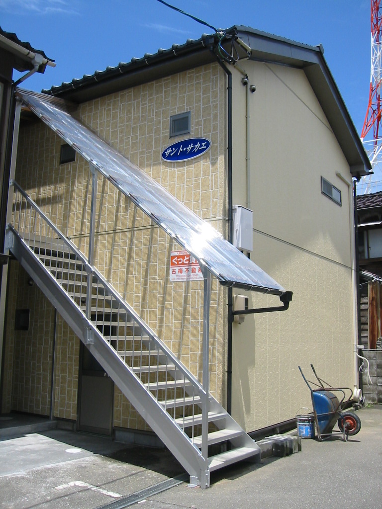 小松駅から徒歩１２分